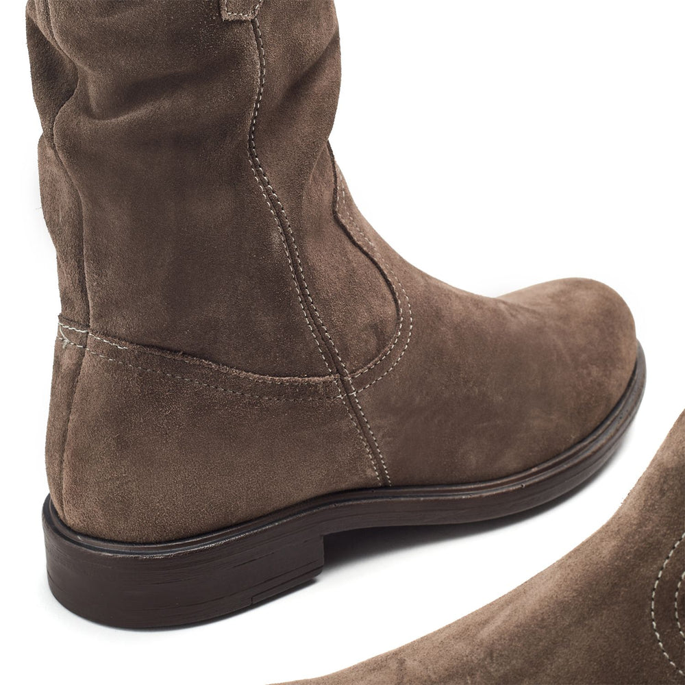 Olio Stone Suede Boots