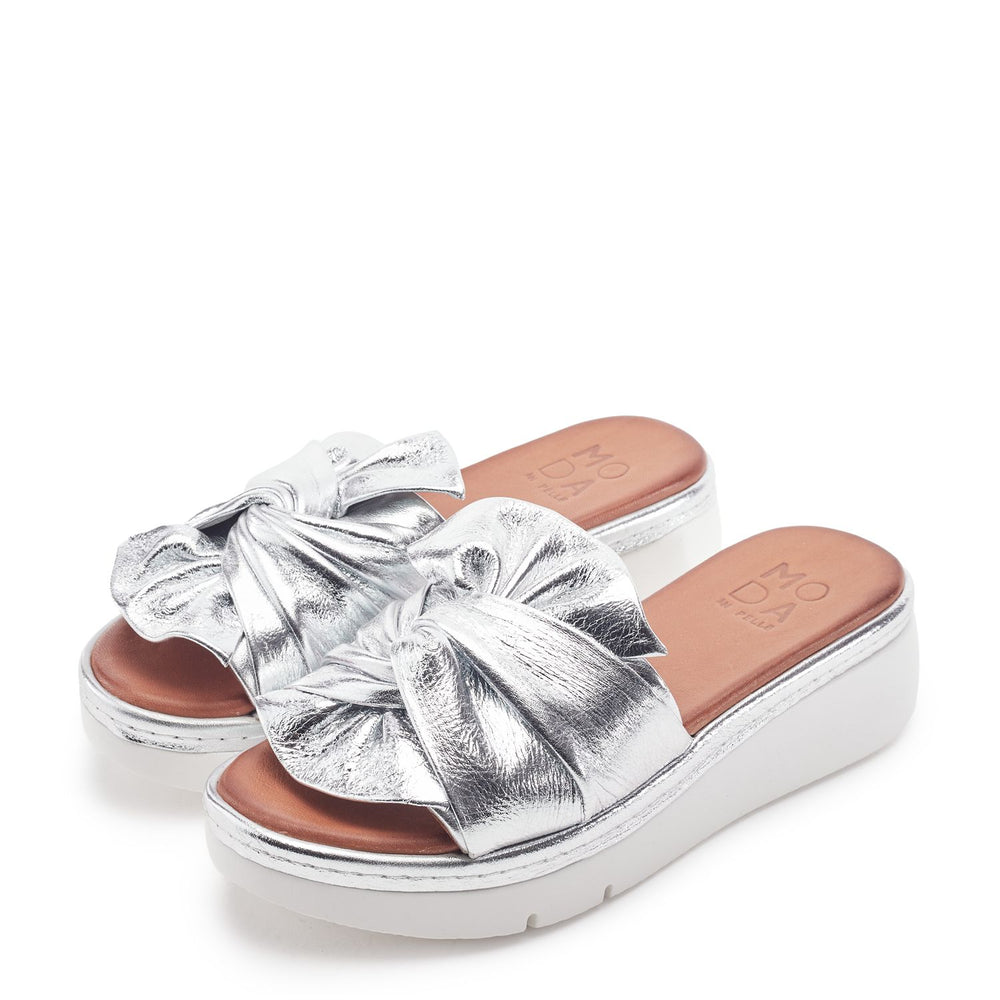 Ollin Silver Leather Sandals