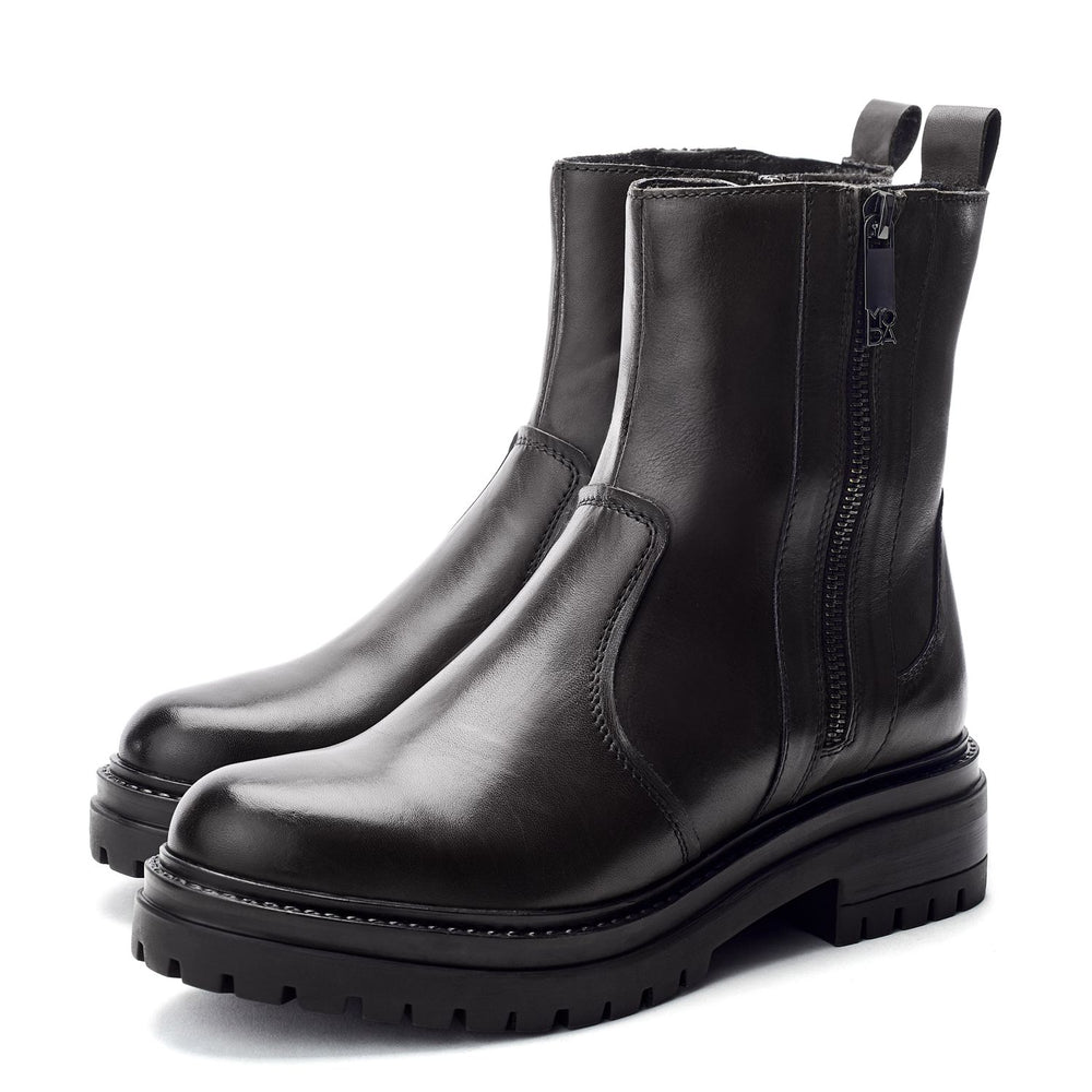 Olottie Black Leather Boots