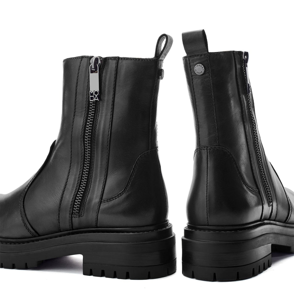 Olottie Black Leather Boots