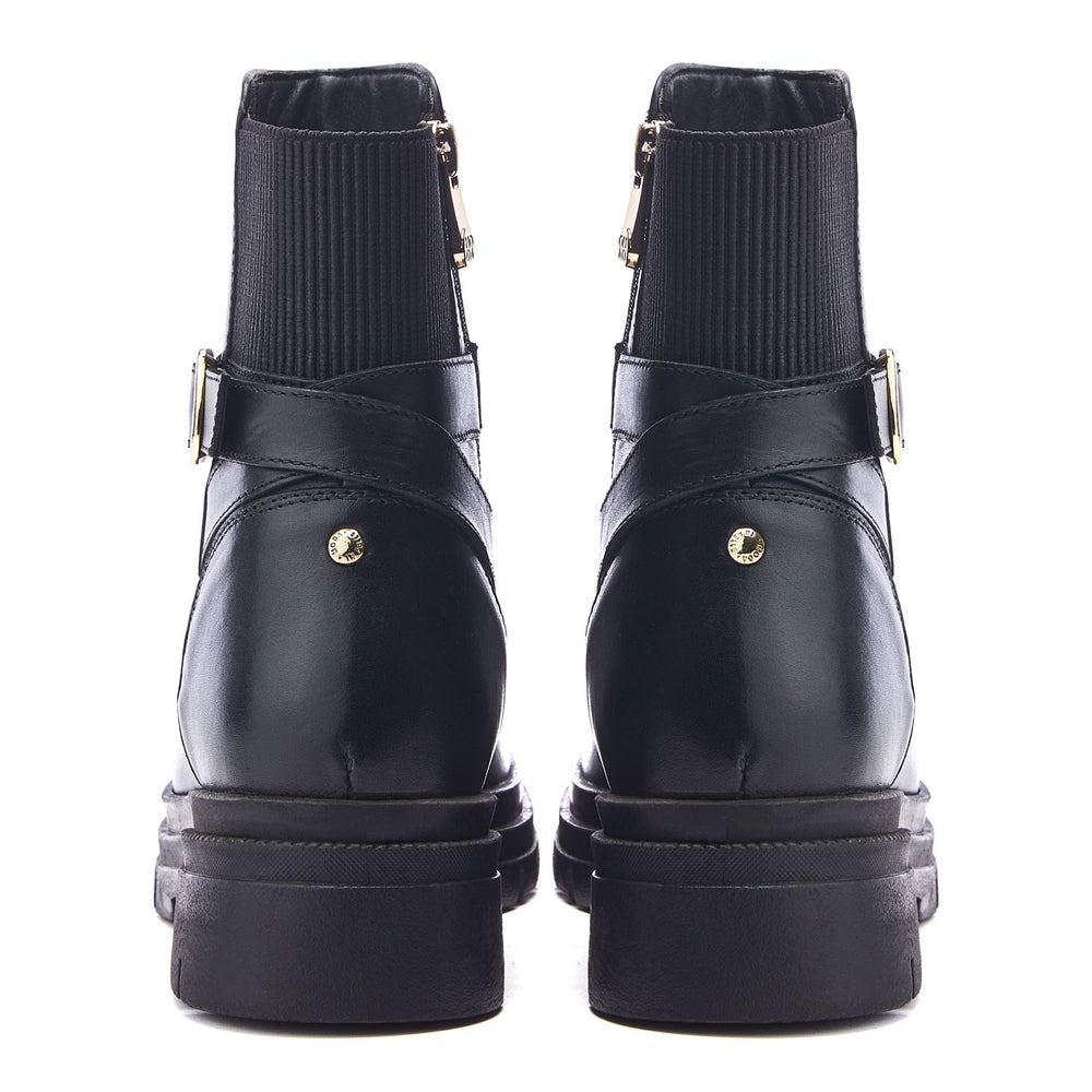 Onnis Black Leather Boots
