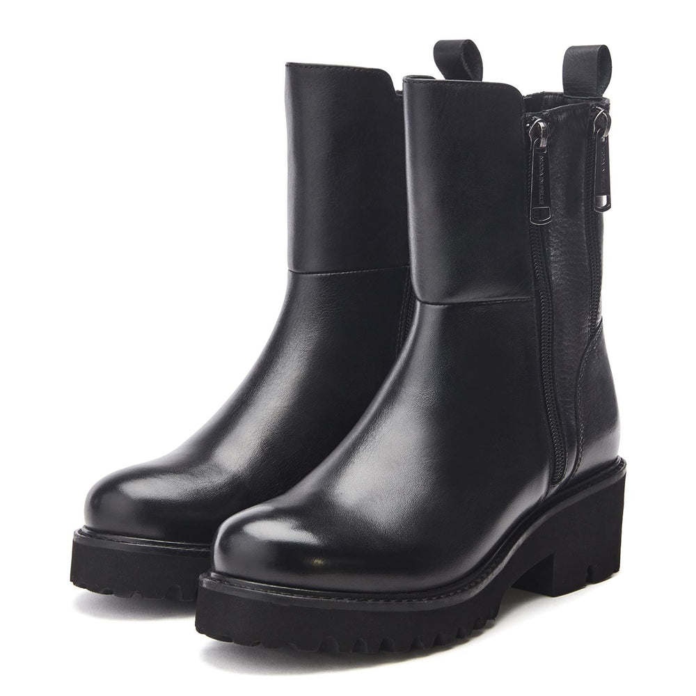 Opaline Black Leather Boots