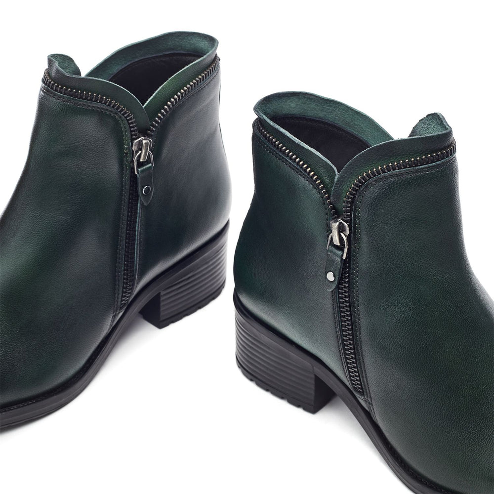Opulent Green Leather Boots