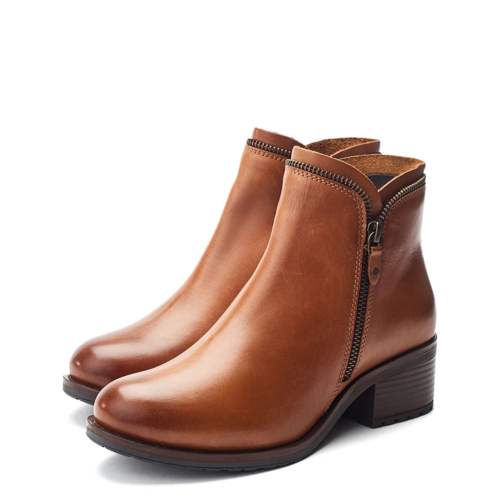 Opulent Tan Leather Boots