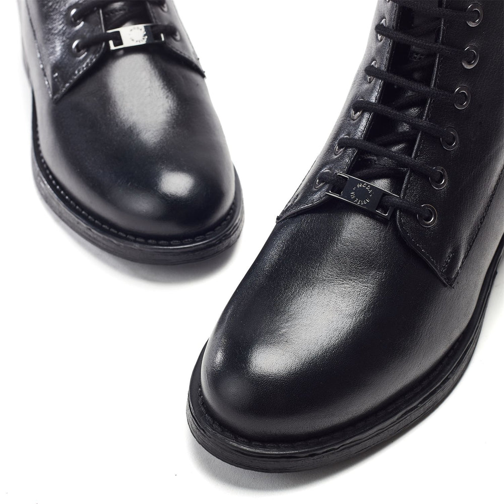 Oriela Black Leather Boots