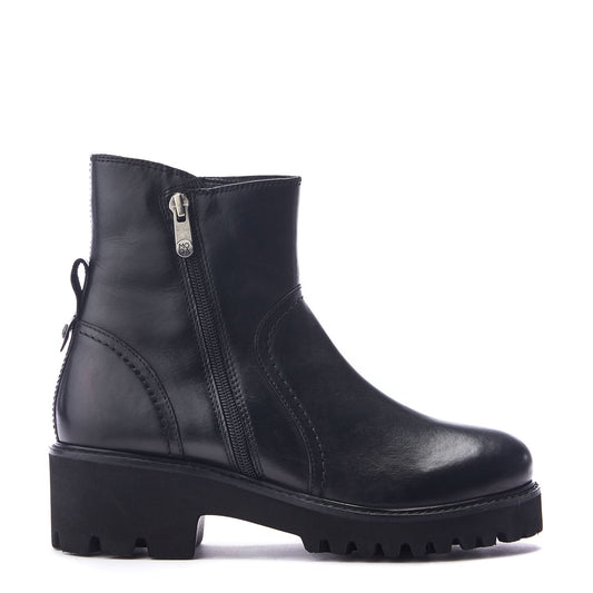 Oster Black Leather Boots