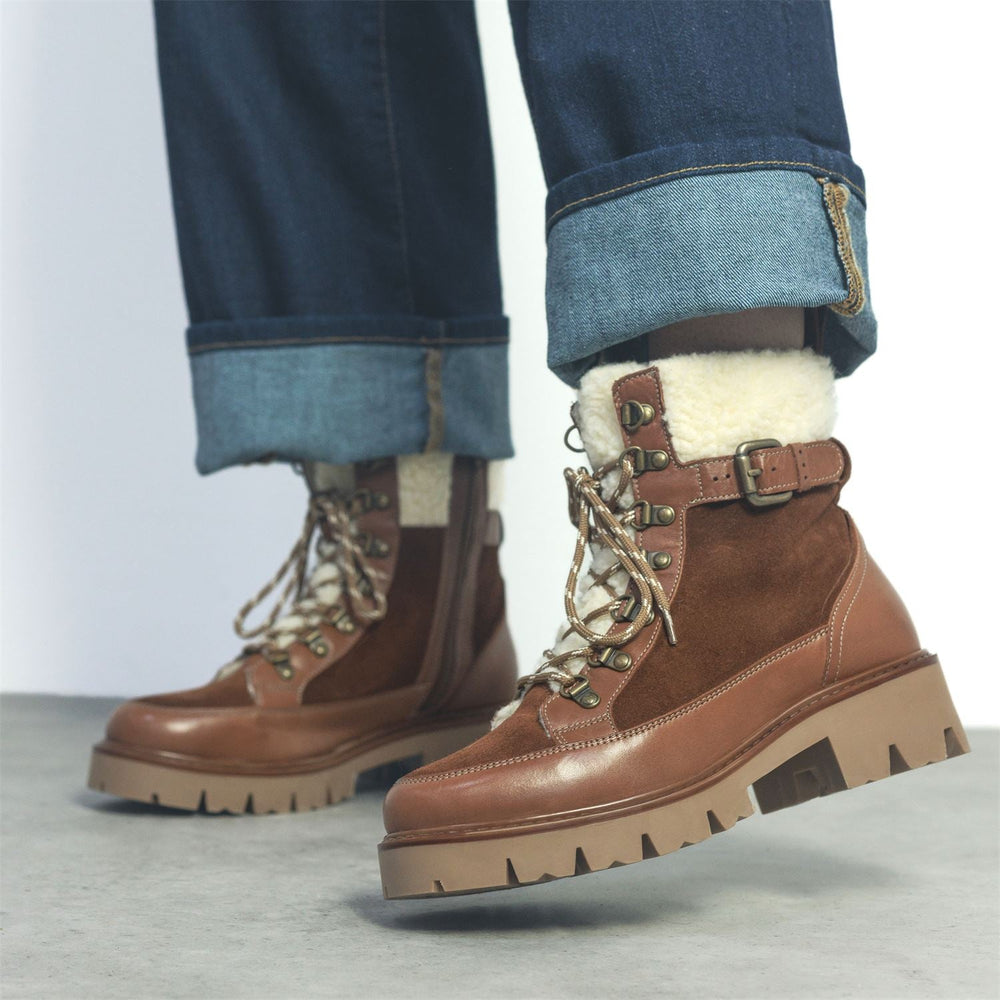 Ottavia Tan Leather Boots