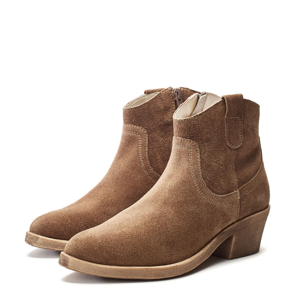 Ovaline Beige Suede Boots