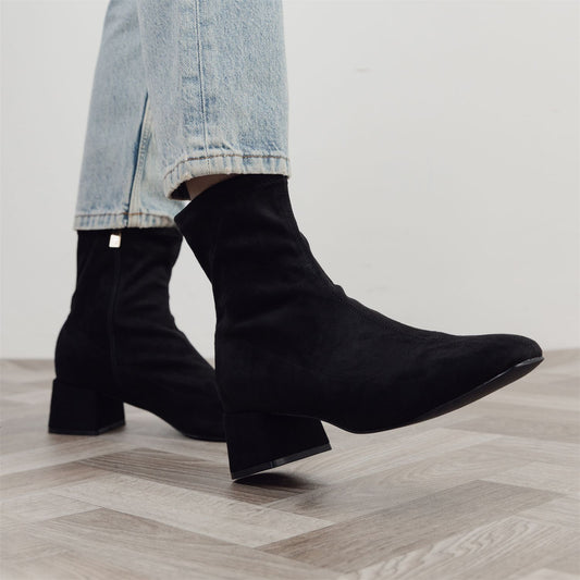 Ozzy Black Alcantara Alcantara Boots