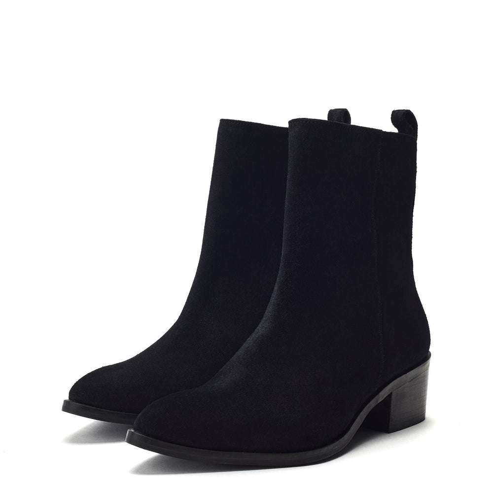 Pacchio Black Leather Boots
