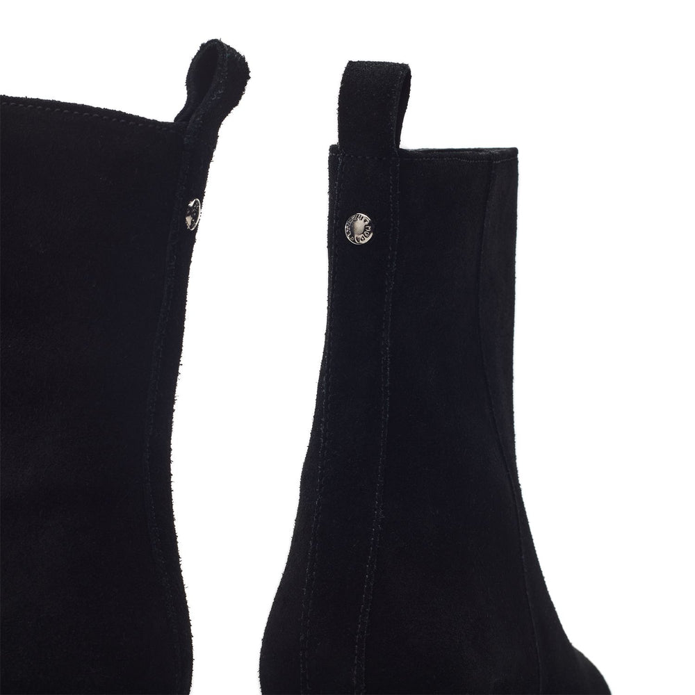 Pacchio Black Leather Boots
