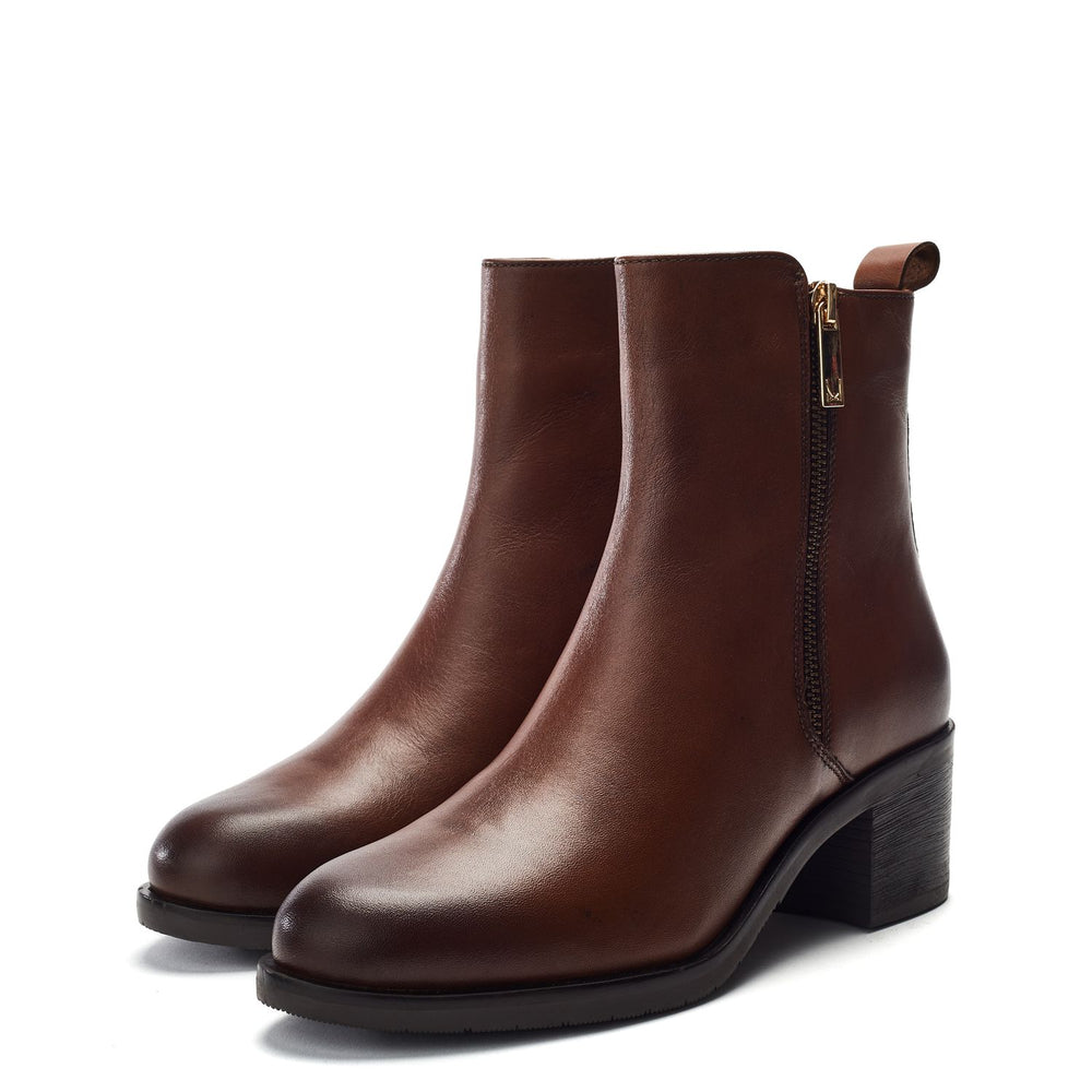 Patricio Tan Leather Boots