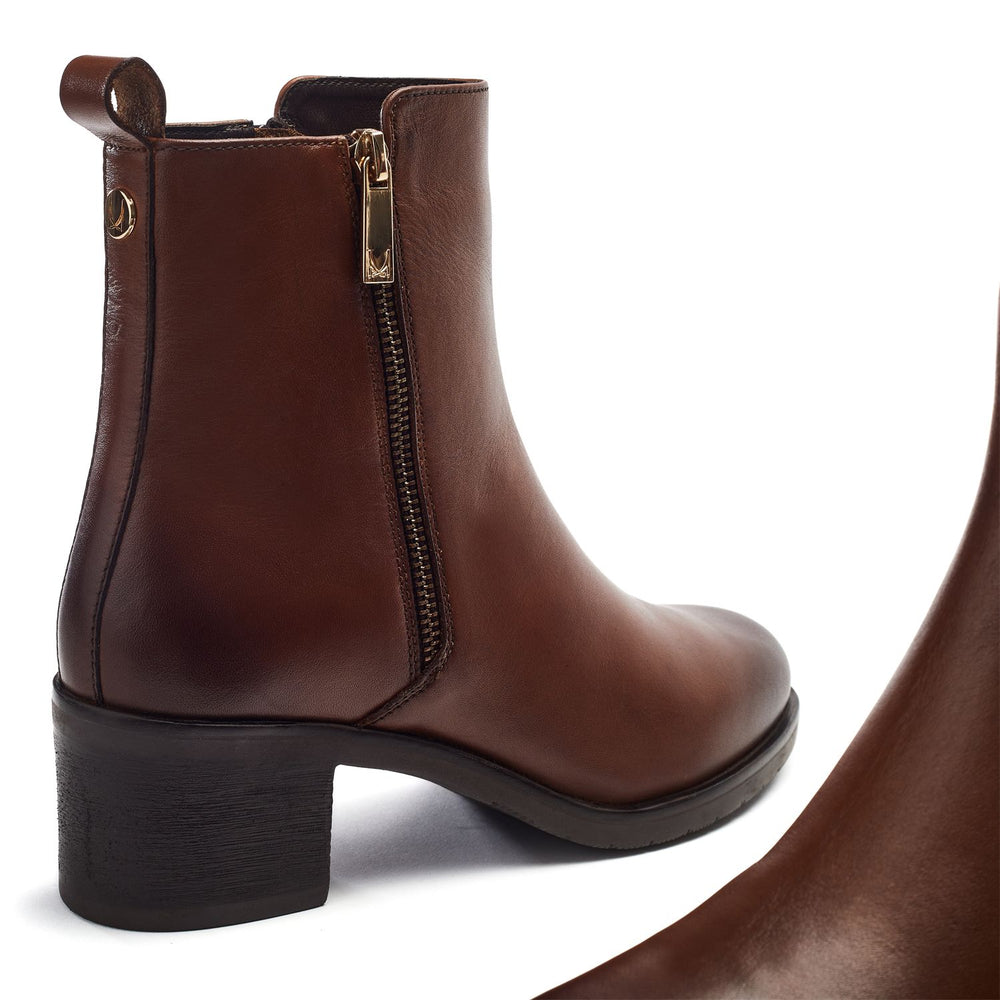 Patricio Tan Leather Boots