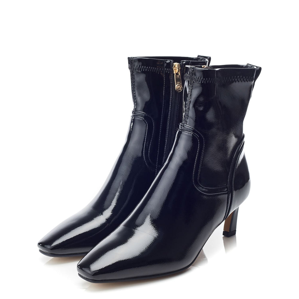 Petuniah Black Patent Boots