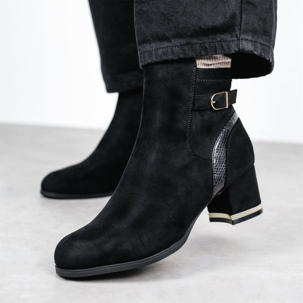 Peyari Black Alcantara Boots