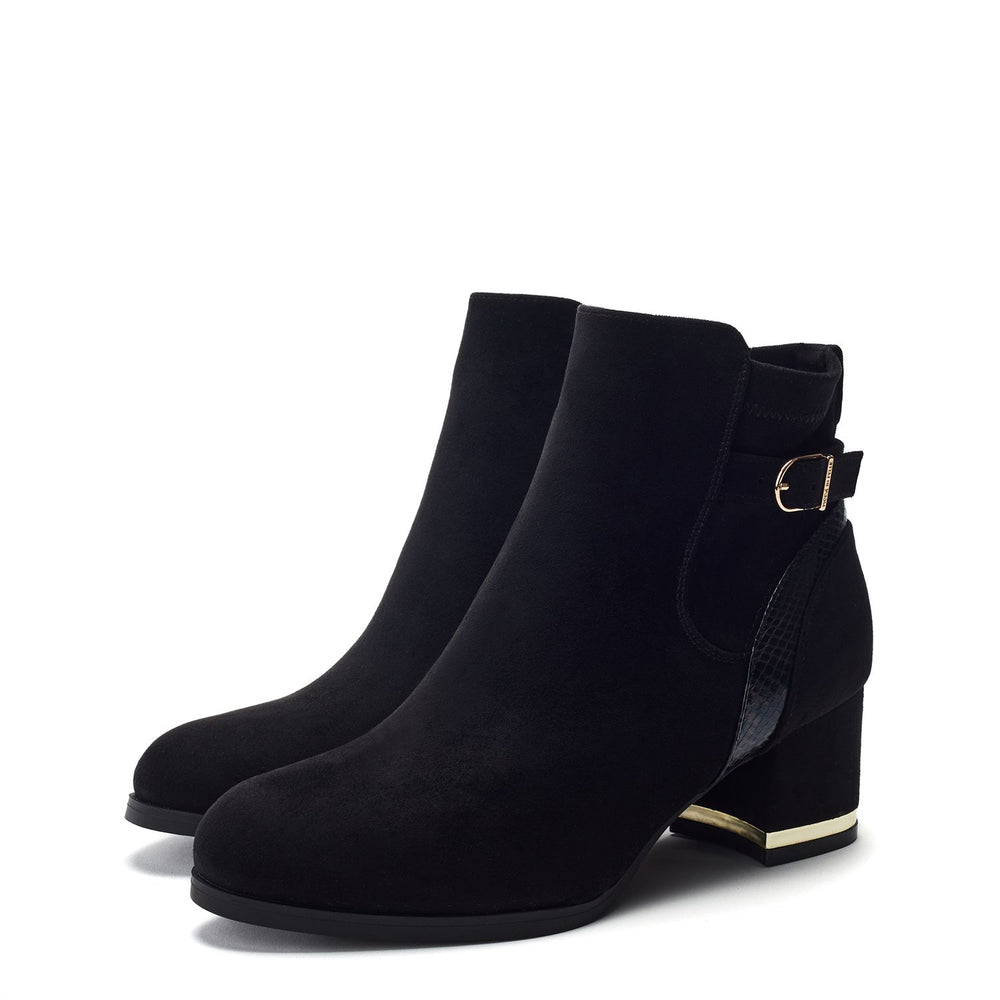 Peyari Black Alcantara Boots