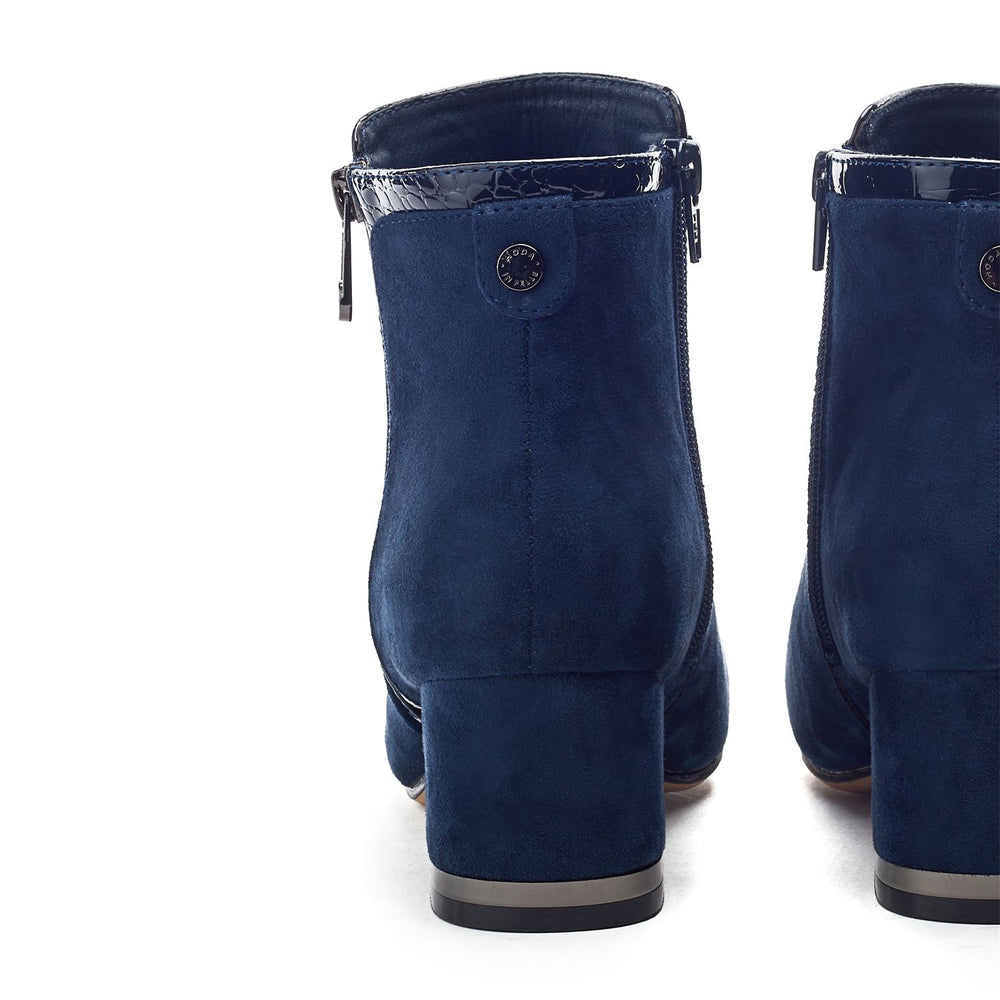 Pressie Navy Alcantara Boots