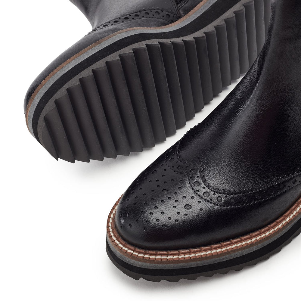 Priyah Black Leather Boots