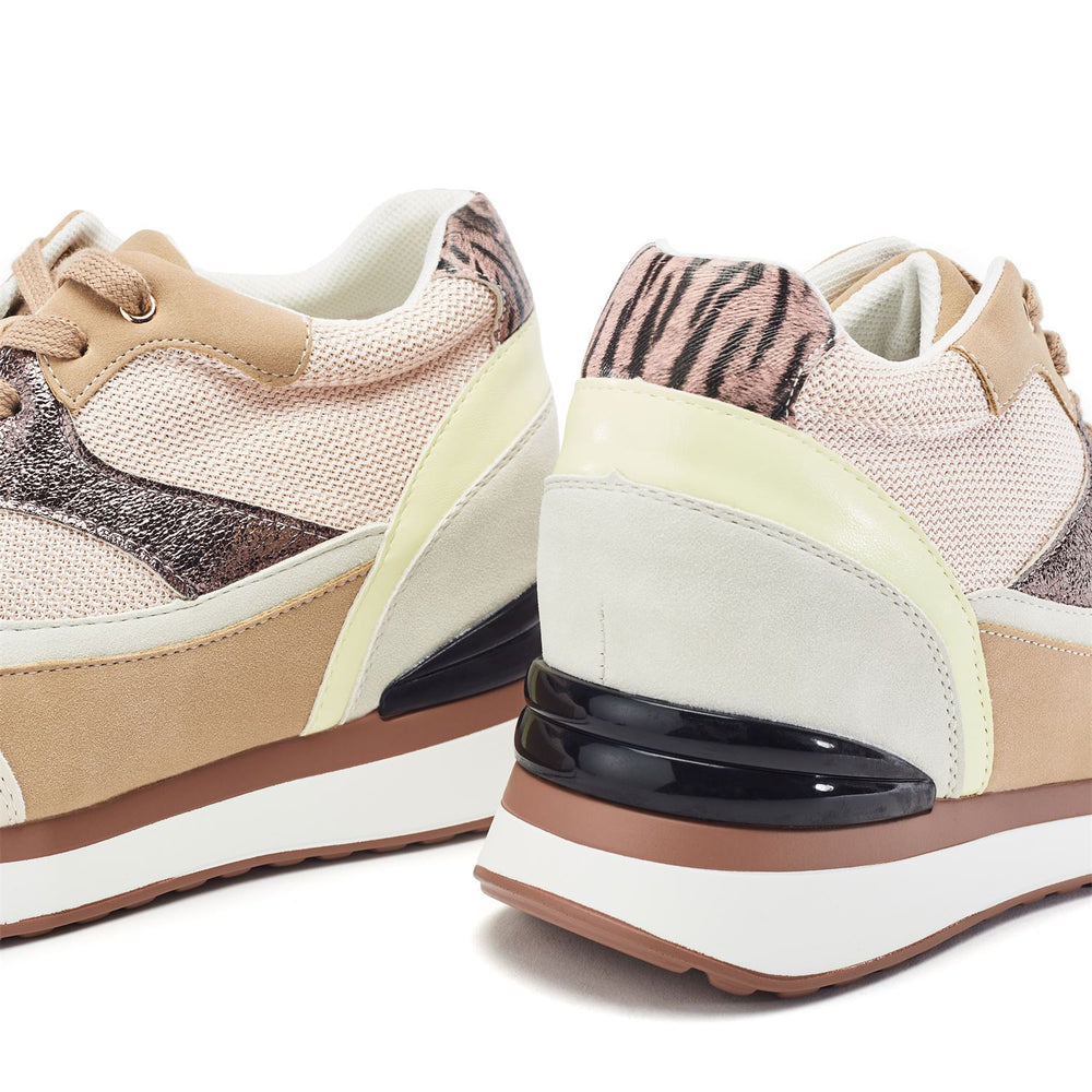 Reo Beige Textile Trainers