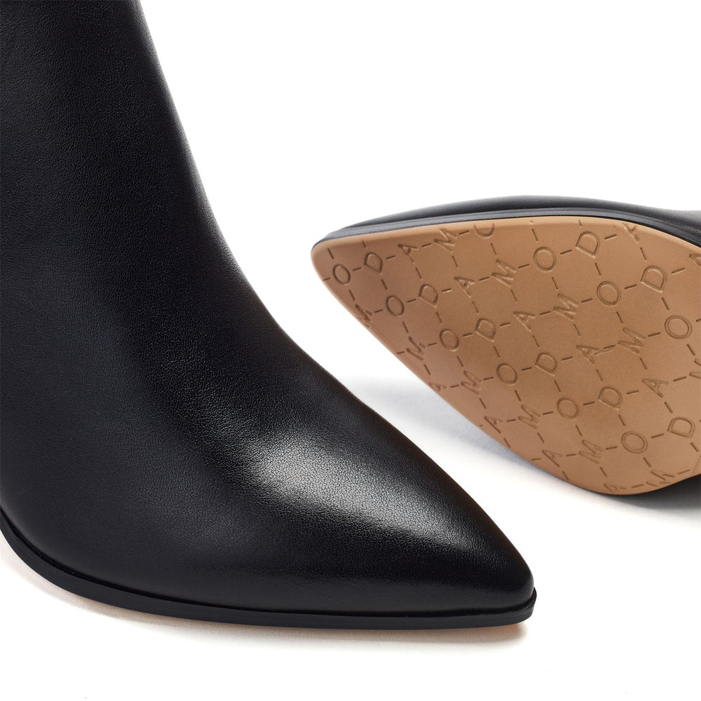 Sakanay Black Leather Boots