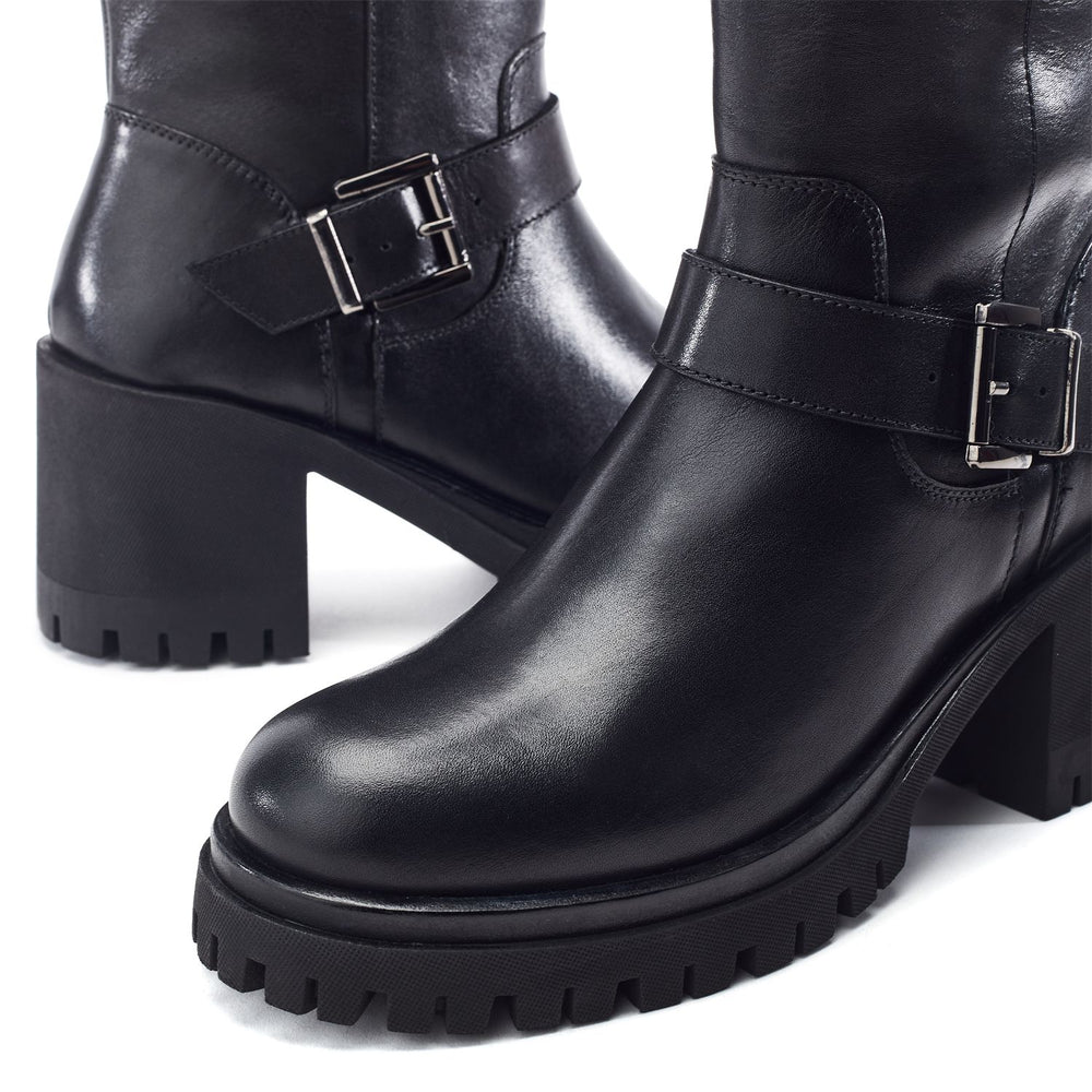 Sh Arran Black Leather Boots