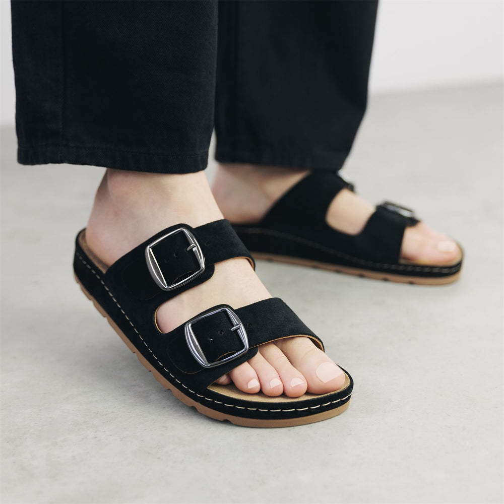 Sh Elate Black Suede Sandals