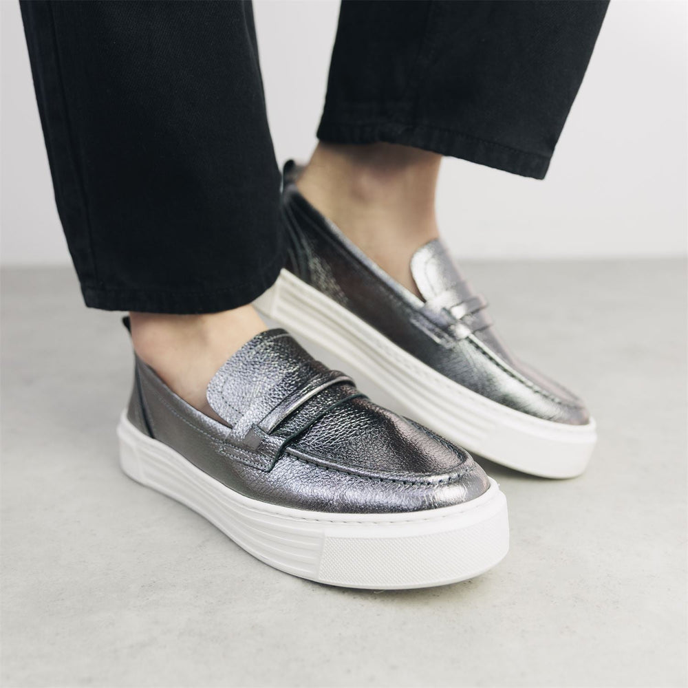 Sh Elmo Pewter Leather Shoes