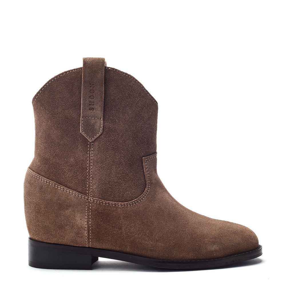 Sh Gallop Taupe Suede Boots