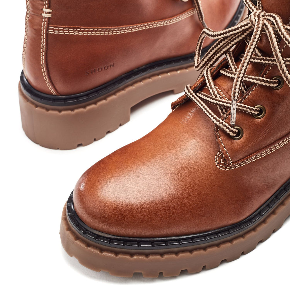Sh Ilder Tan Leather Boots