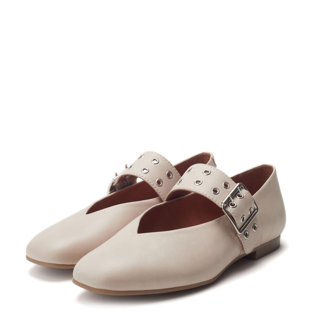 Sh Ilice Off White Leather Shoes
