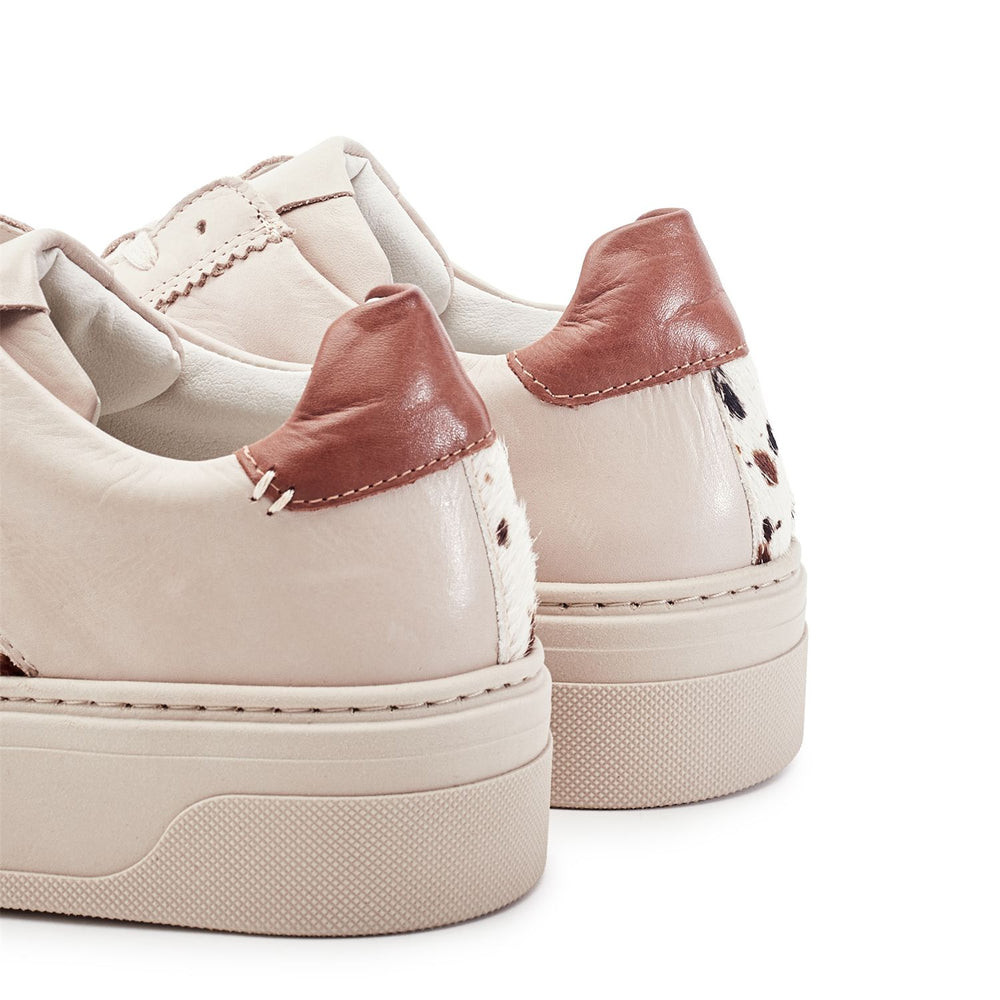 Sh Ire Off White Leather Trainers