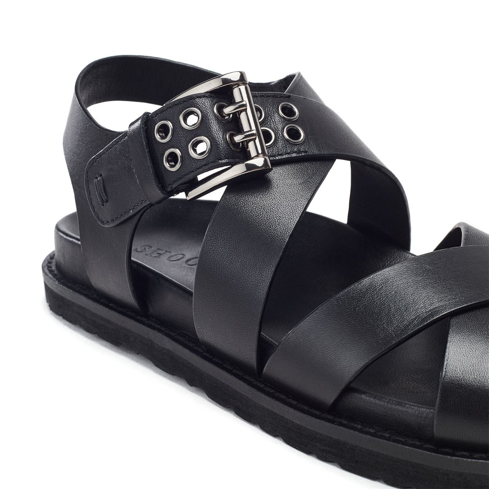 Sh Liner Black Leather Sandals