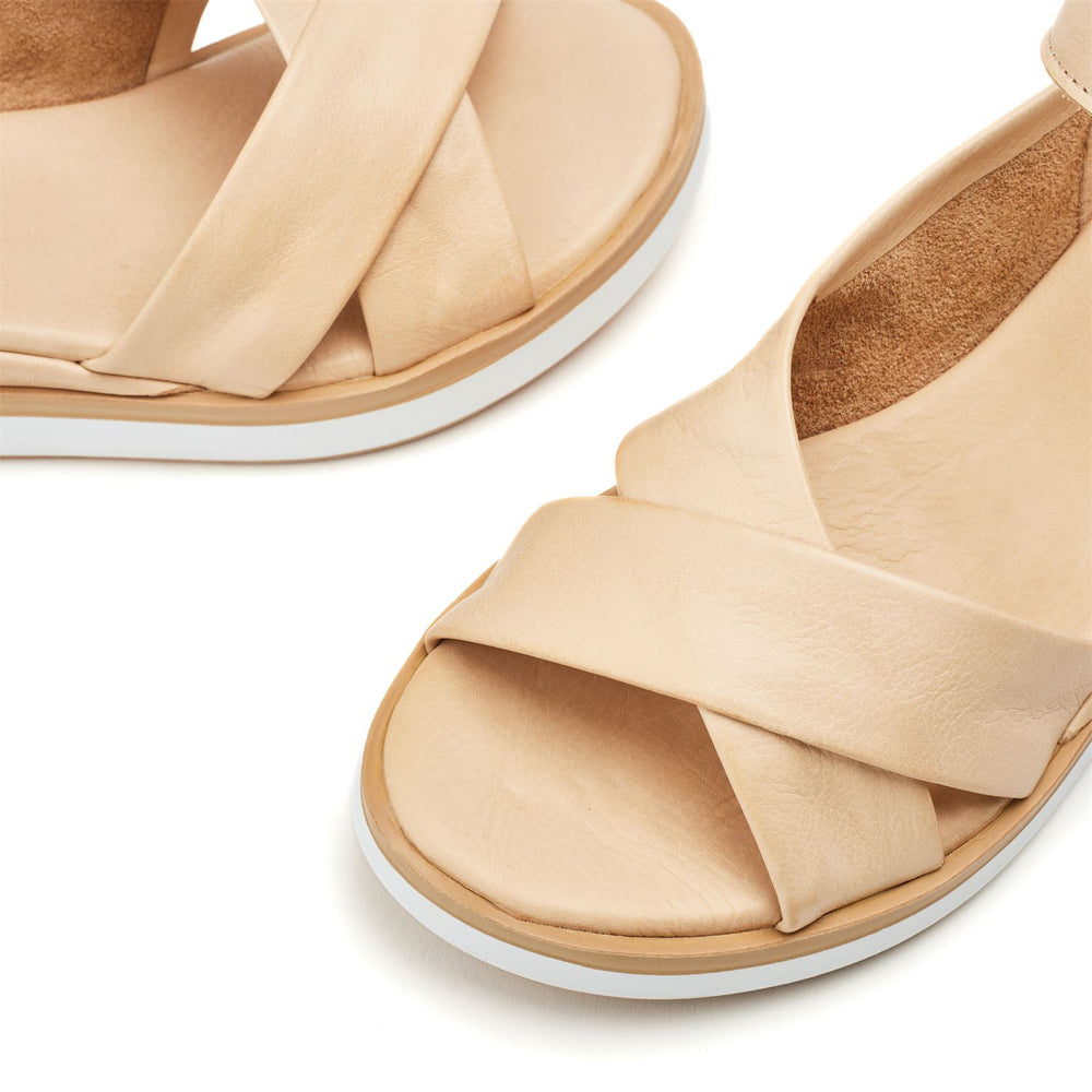 Sh Meade Beige Leather Sandals
