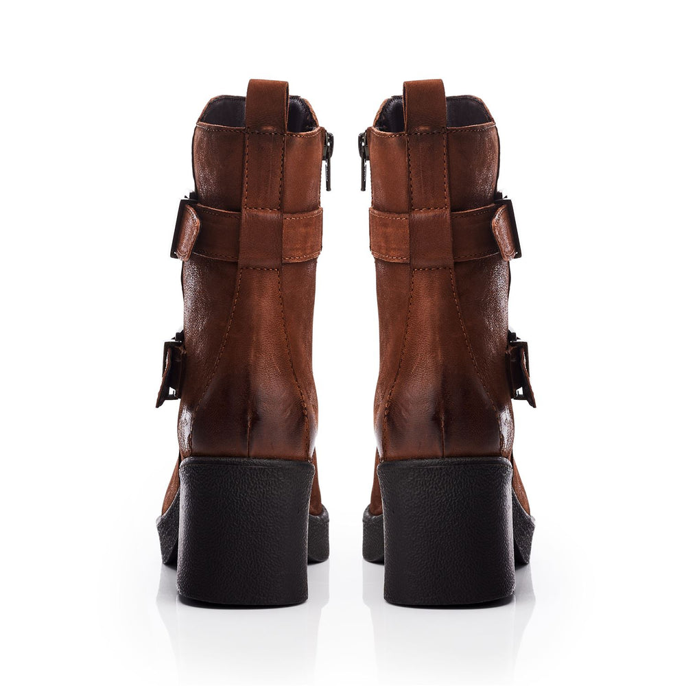 Sh Sagitta Tan Nubuck Boots